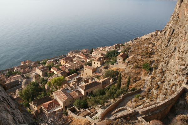 Ruinen einer antiken Stadtlandschaft in Griechenland